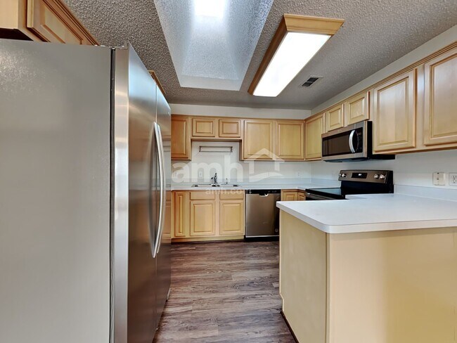 Foto del edificio - 4016 Colorado Springs Dr