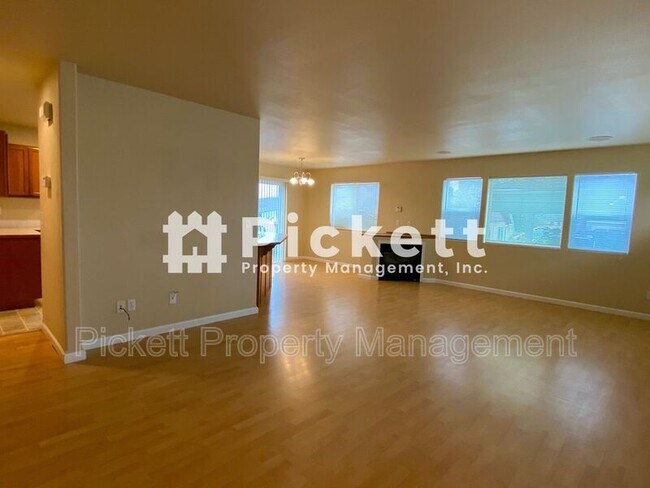 Building Photo - 1118 Park Ave