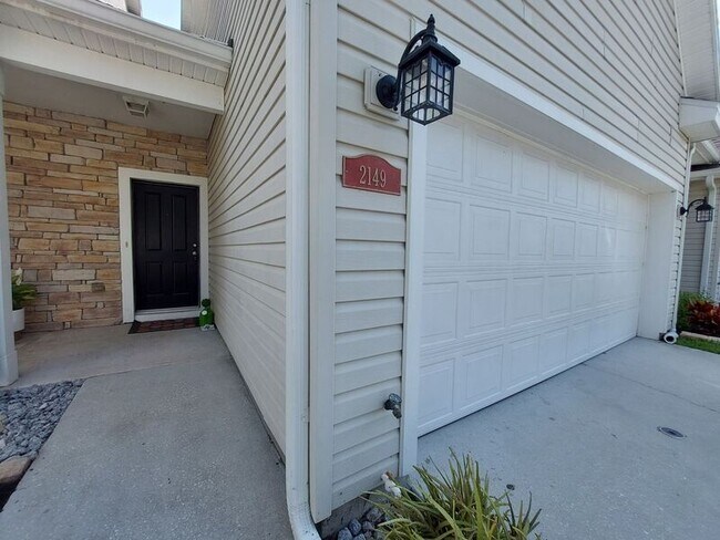 Foto del edificio - 2149 Winterset Dr