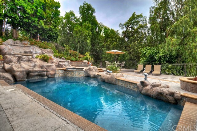 Primary Photo - 331 S Yorkshire Cir
