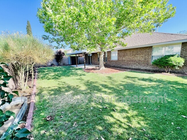 Foto del edificio - 8016 Lynnhaven Pl NW