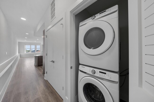 Foto del edificio - 660 Grand St
