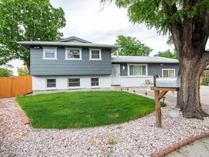 Building Photo - 11869 E Ada Pl