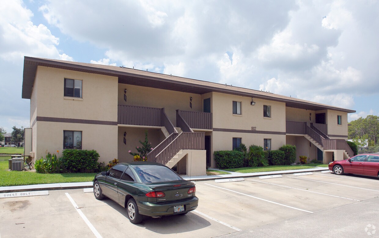 Primary Photo - 1802 University Ln