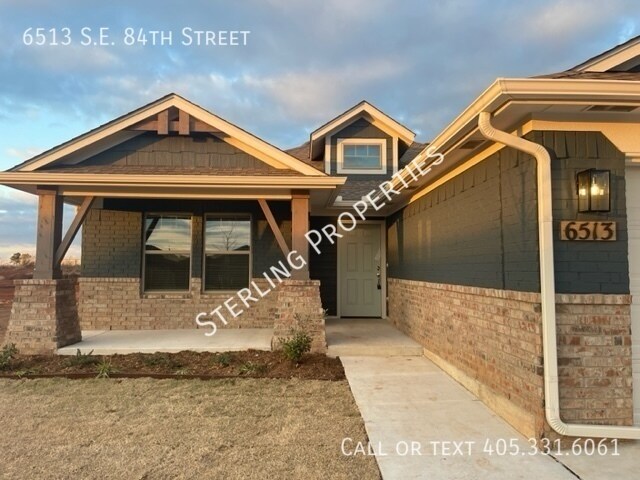 Foto del edificio - 6513 SE 84th St