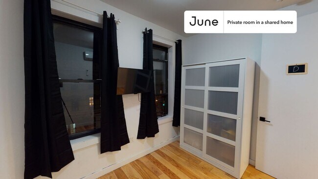 Foto del edificio - Room in Shared 4 bed/2 bath home