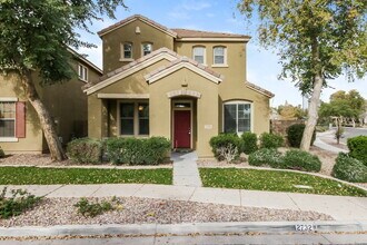 Building Photo - 2732 S Arroyo Ln