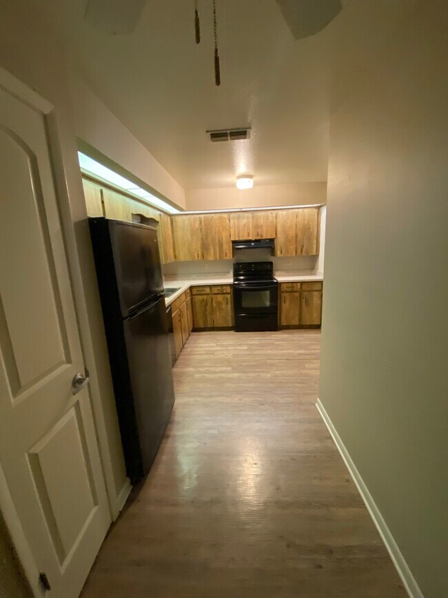 Foto del edificio - 2368 Lake Dr NW