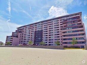 Building Photo - 350 Revere Beach Blvd