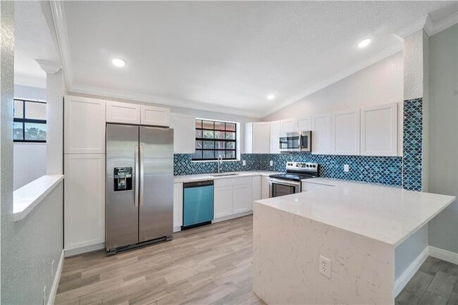 Building Photo - 1004 Congressional Way