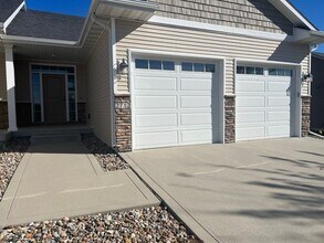 Building Photo - 2712 London Dr