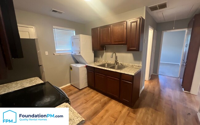 Foto del edificio - 3064 Princeton Ave