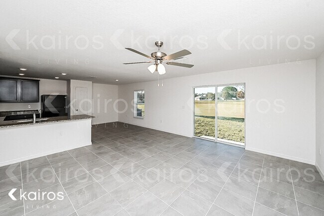 Foto del edificio - 8419 Indian Laurel Ln