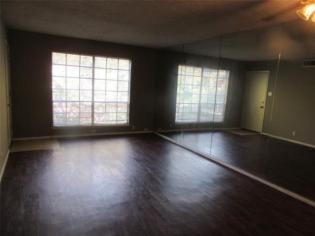 Building Photo - 5322 Fleetwood Oaks Ave