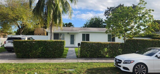 Foto del edificio - 11460 SW 196th Terrace