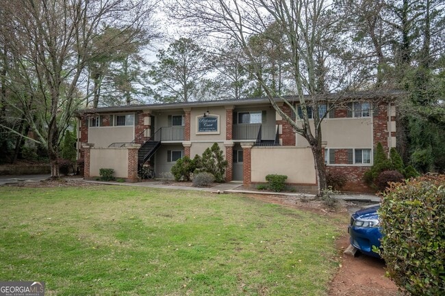 Building Photo - 2018 S Milledge Ave