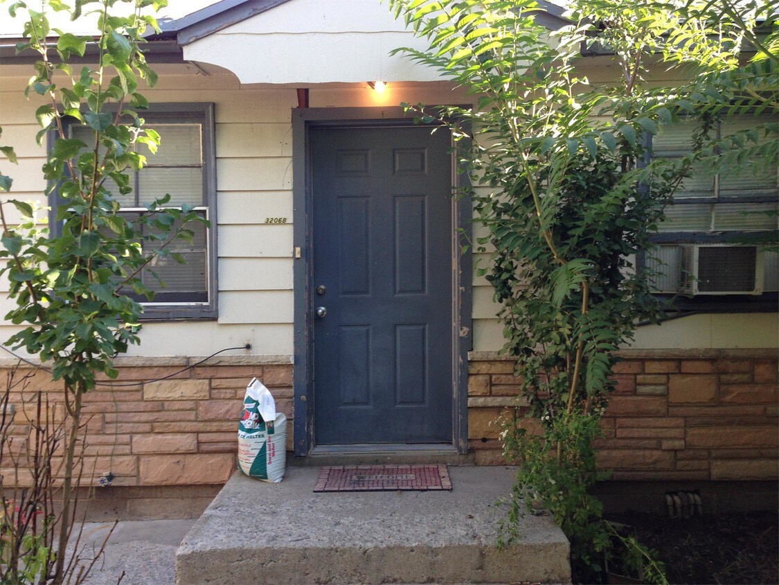 Primary Photo - 3204-3208 S 540 E