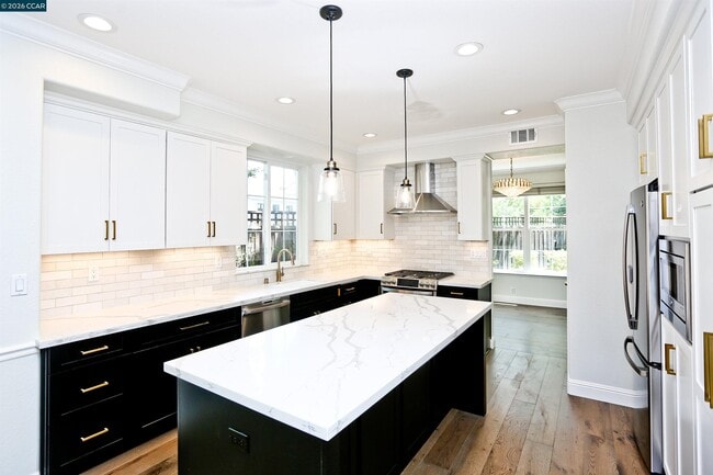 Foto del edificio - 1079 River Rock Lane