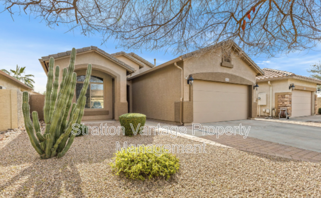 Building Photo - 45183 W Mescal Dr