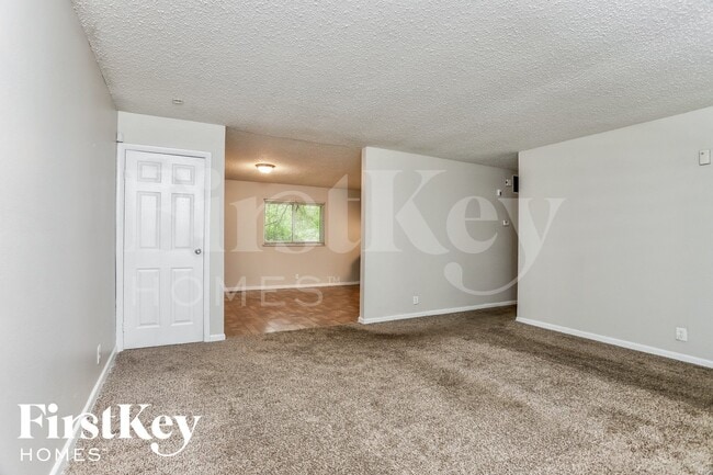 Building Photo - 2316 Millvalley Dr