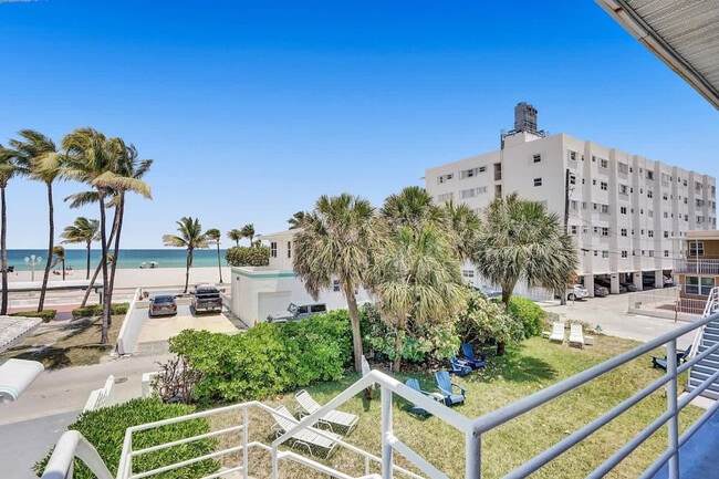 Foto del edificio - 810 S Surf Rd