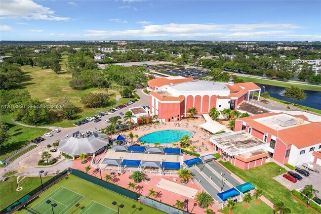 Foto del edificio - 226 Newport Dr