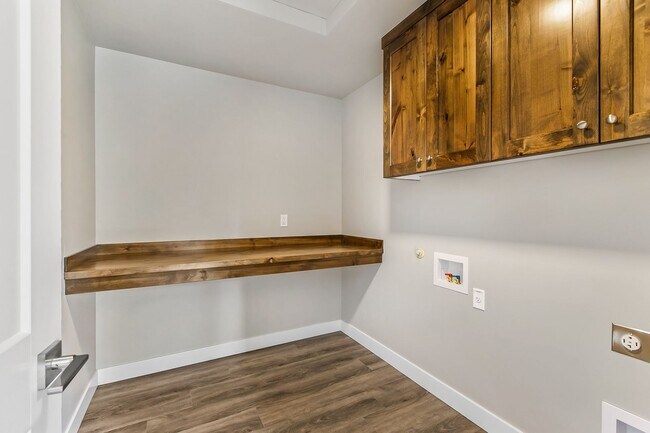 Foto del edificio - 20134 Flowing Water Wy