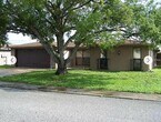 Primary Photo - 7204 Brentwood Dr