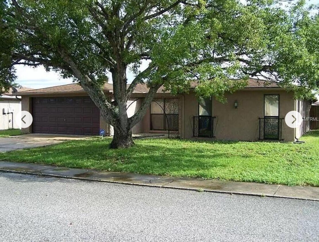 Foto principal - 7204 Brentwood Dr