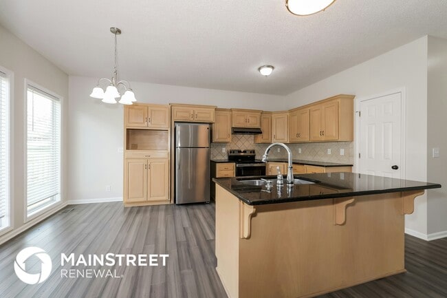 Building Photo - 13604 W 129th Terrace