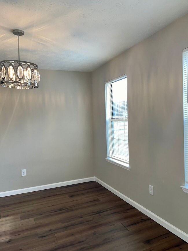 Foto del edificio - 5882 Sheldon Ct