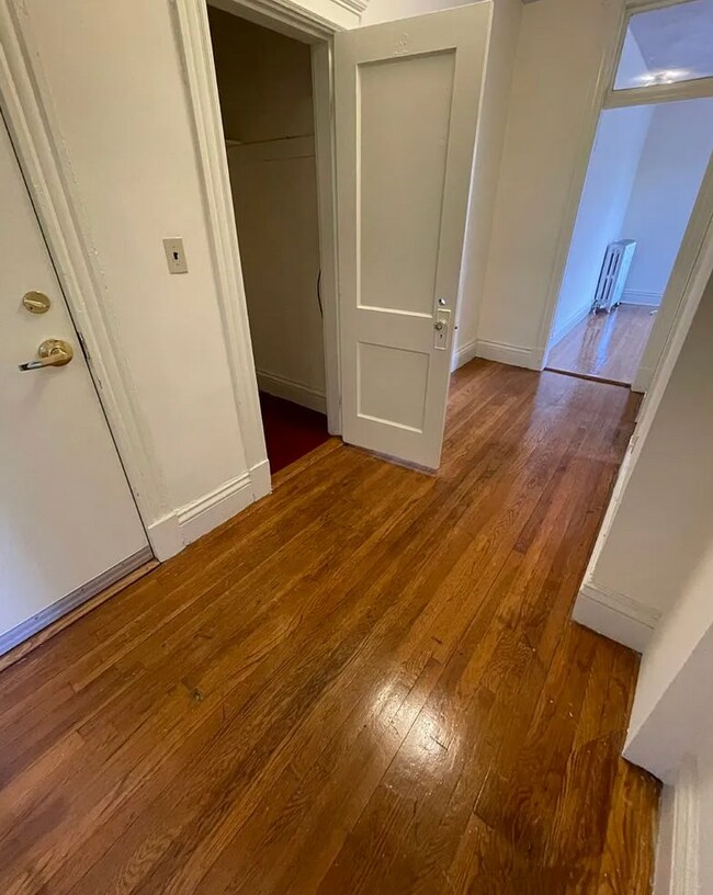 Foto del edificio - 102 Queensberry St