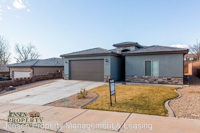 Foto del edificio - 3 br, 2 bath House - 123 North 400 West
