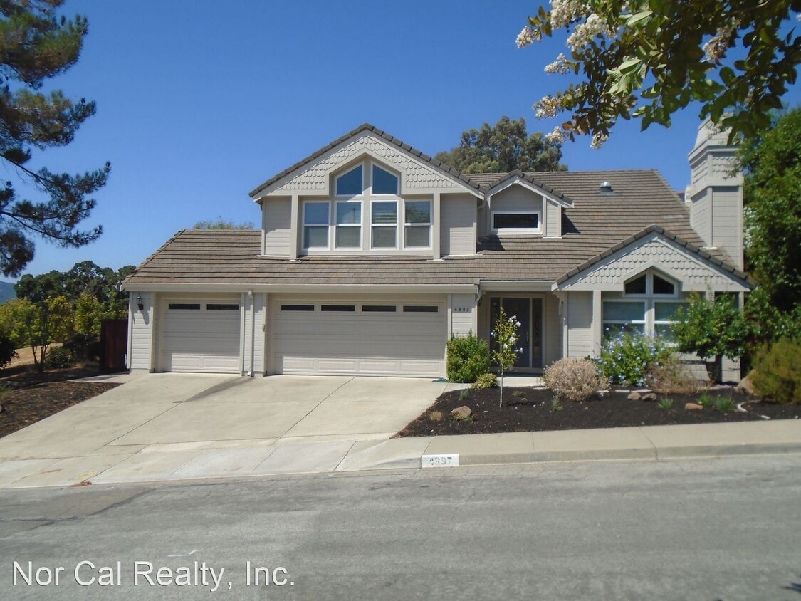 Primary Photo - 3 br, 2.5 bath House - 4997 Dolores Drive