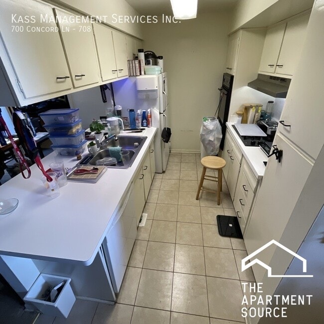 Foto del edificio - 700 Concord Ln