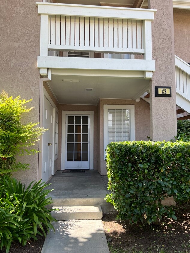 Main Entrance - 22 Greenfield