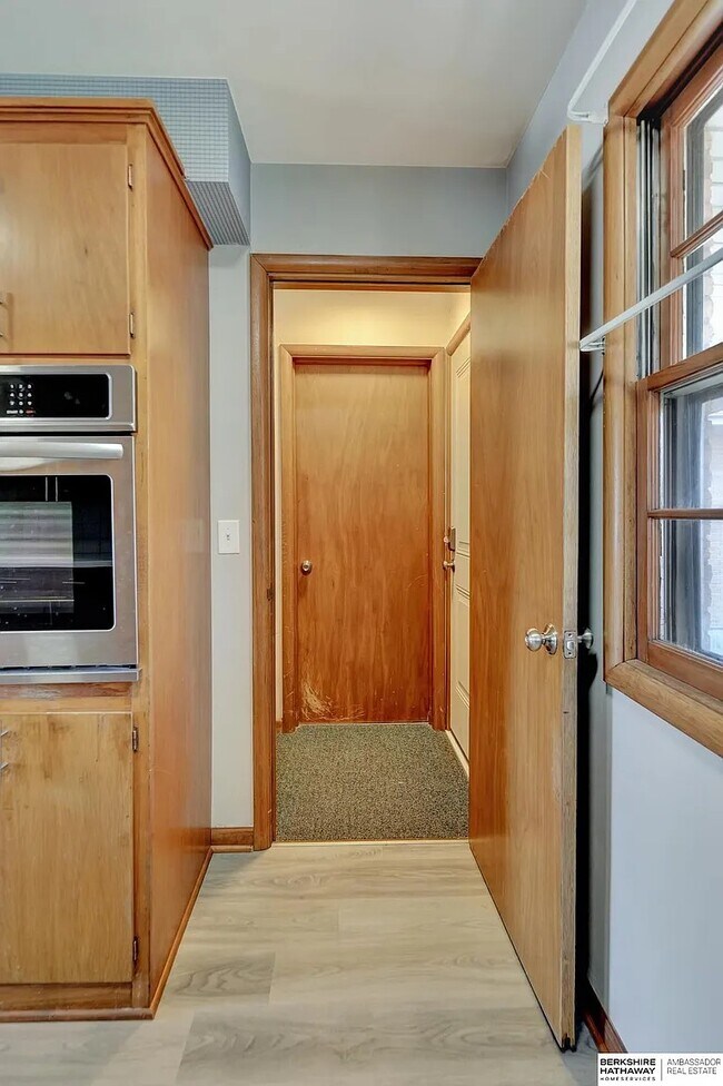 Foto del edificio - 4620 Van Dorn St