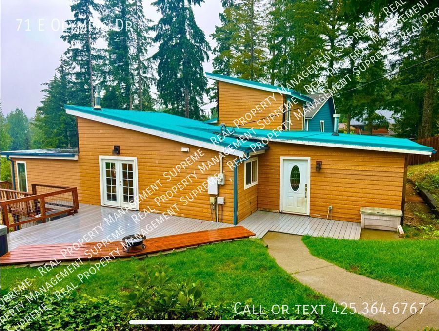 Foto principal - Cozy Grapeview Home On Mason Lake