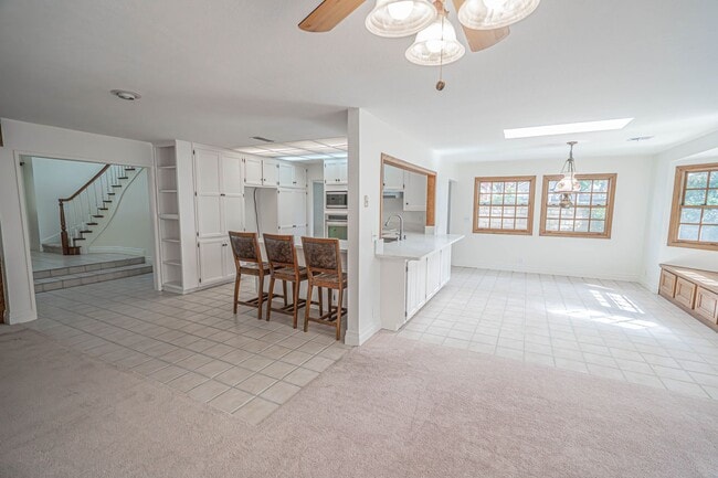 Foto del edificio - Old Orchard 1 - 4 Bedroom Home in Valencia!