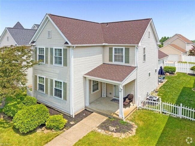 Building Photo - 1150 Chapman Ln