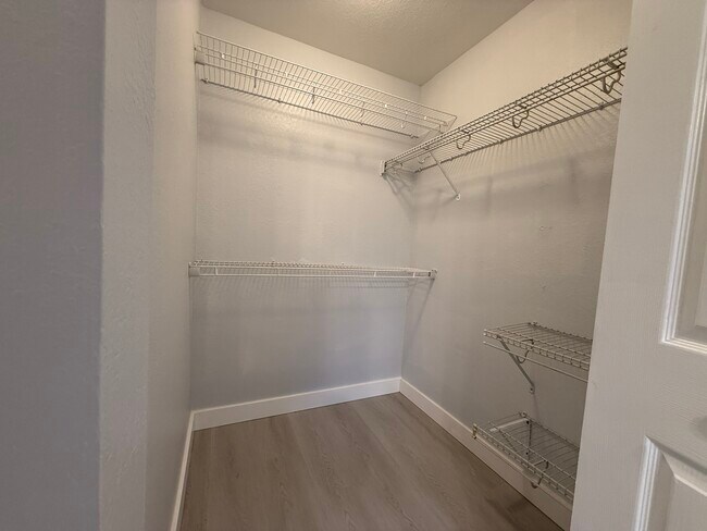 Foto del edificio - 9586 Lake Chase Island Way