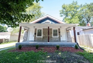Building Photo - 514 N Chester Ave