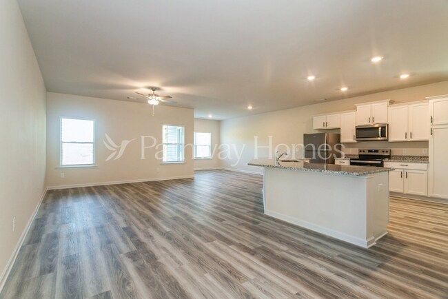 Foto del edificio - 630 Mackenzie Cv