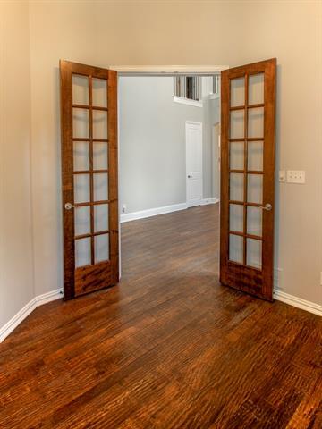 Foto del edificio - 7024 Coverdale Dr