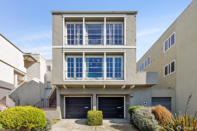 Building Photo - 32 Nido Ave