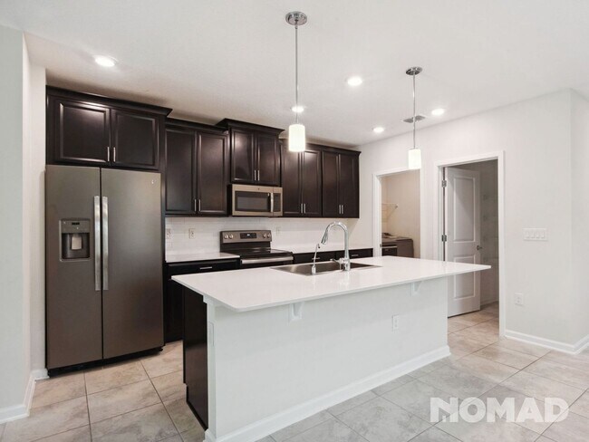 Building Photo - 5 Bedroom Single Family Home in Ocoee