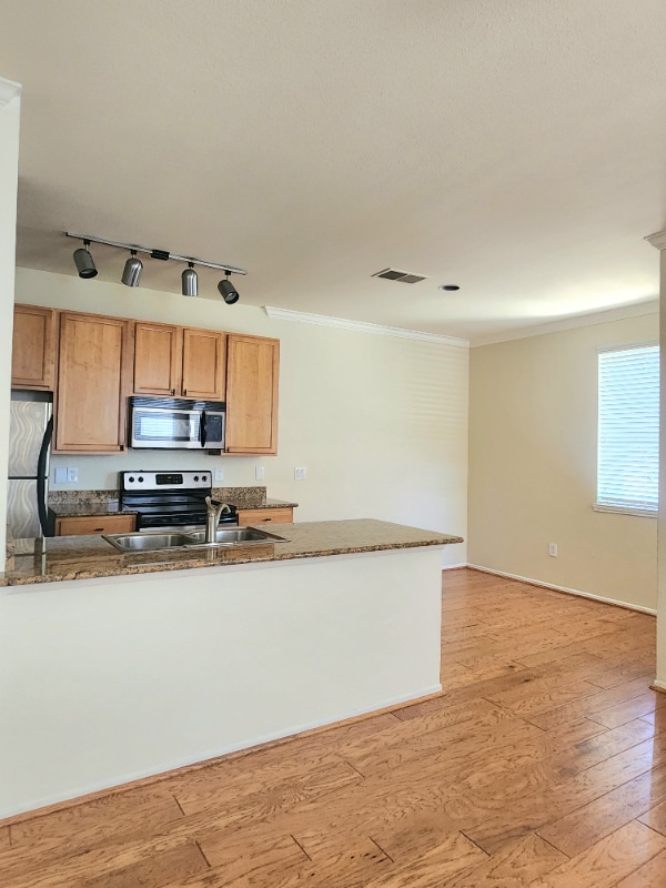 Building Photo - 7009 E Acoma Dr