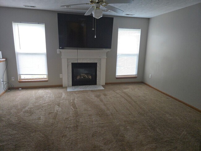 Foto del edificio - 2022 Bridgewater Cir
