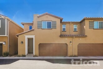 Building Photo - 28121 Cookhouse Ln