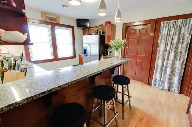Kitchen - 1623 N Astor St